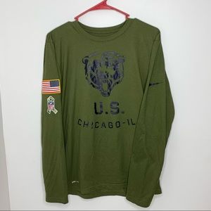 Men’s Nike Legend Salute to Service Bears shirt